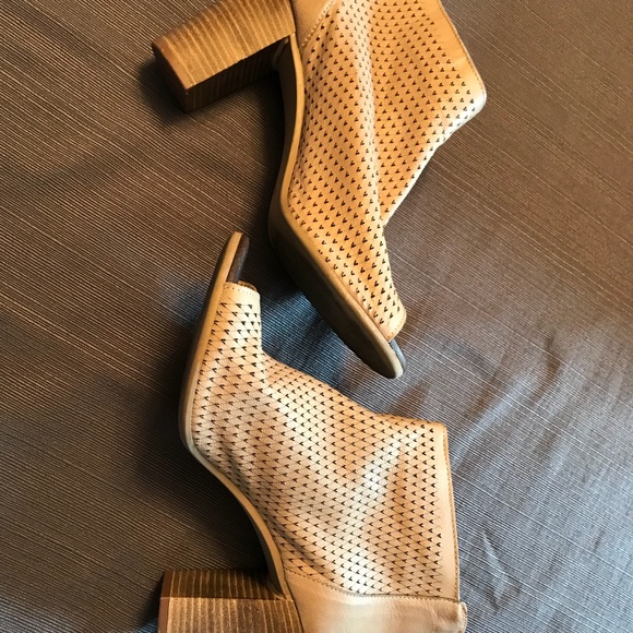 Kenneth Cole open toe leather booties - Picture 4 of 4